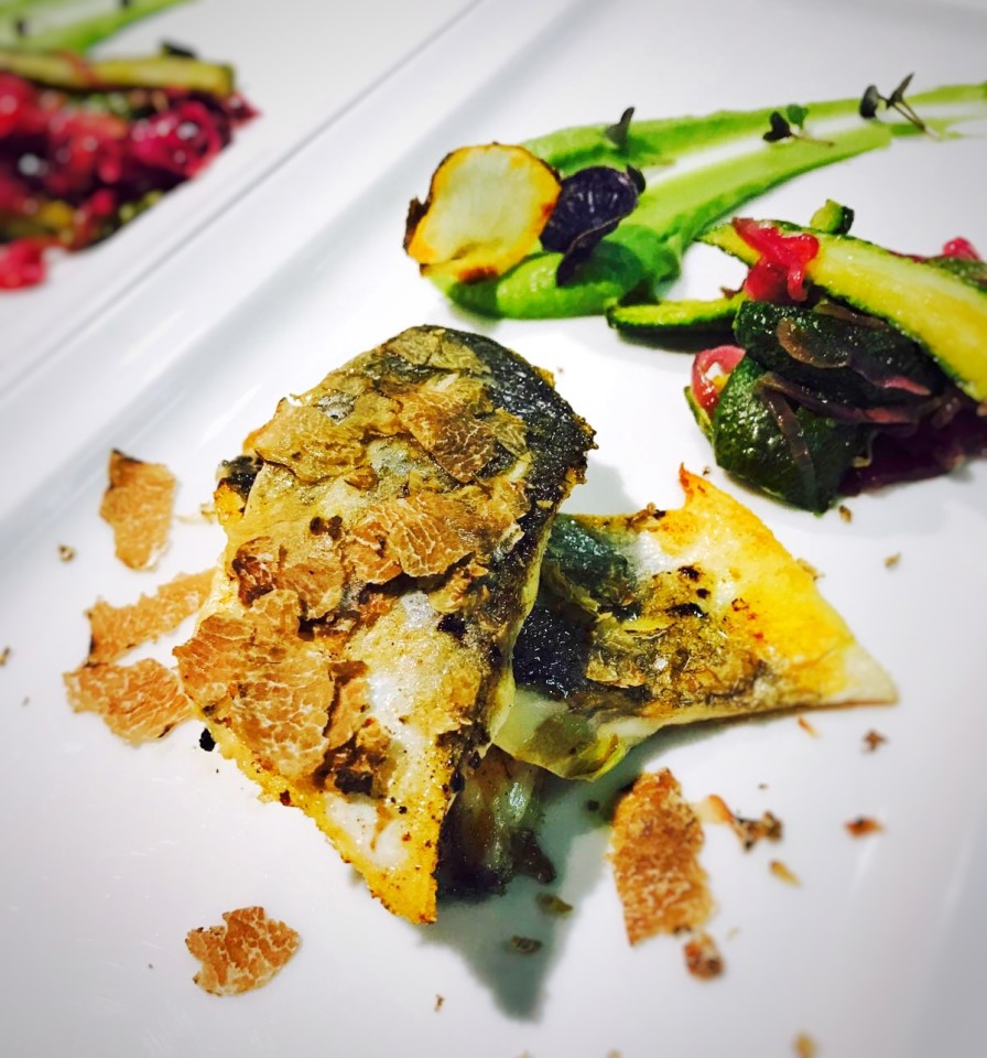 Trancio di branzino con il tartufo bianco